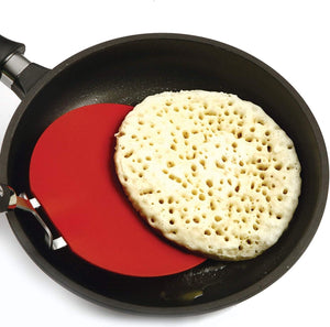 Norpro Grip-EZ Flexible Pancake Spatula with Silicone Round Pancake / Egg Rings Combo